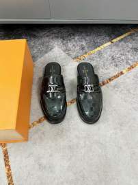 Picture of Louis Vuitton Slippers _SKULVsz38-45mnf01051455